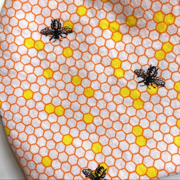 25% OFF 2/More Bee Print Face Mask OSFM Cotton - Picture 8 of 9